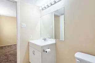 220 Village N Dr, Richardson, TX 75081 - Photo 13