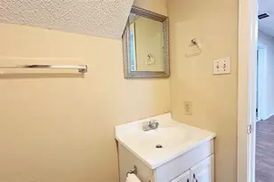 220 Village N Dr, Richardson, TX 75081 - Photo 9