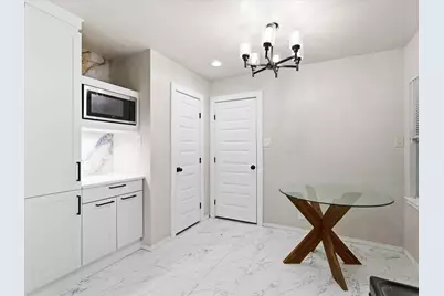 2125 Huntington Drive, Arlington, TX 76010 - Photo 11