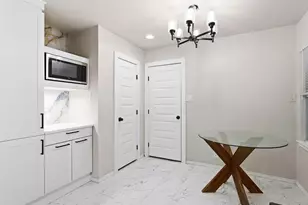 2125 Huntington Dr, Arlington, TX 76010 - Photo 11