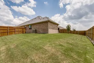 3912 Kensington Dr, Sanger, TX 76266 - Photo 25