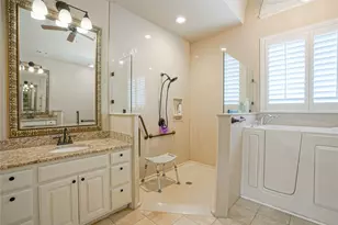 609 Trails End Ct, Hurst, TX 76054 - Photo 17