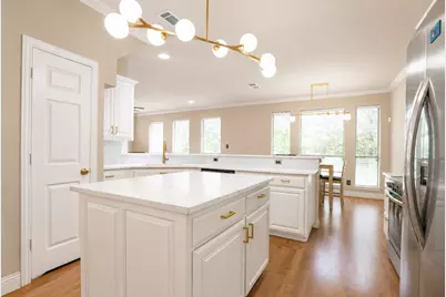 609 Trails End Court, Hurst, TX 76054 - Photo 11