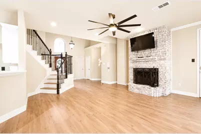 609 Trails End Court, Hurst, TX 76054 - Photo 5