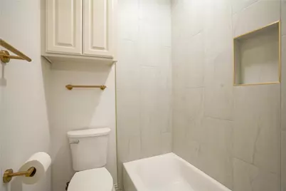609 Trails End Court, Hurst, TX 76054 - Photo 23