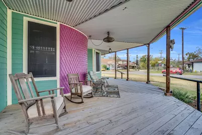 312 W 8th Street, Ferris, TX 75125 - Photo 3
