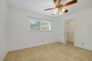 2416-2418 Bolivar St, Denton, TX 76201 - Photo 17