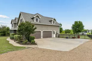117 Galvan Ln, Van Alstyne, TX 75495 - Photo 33