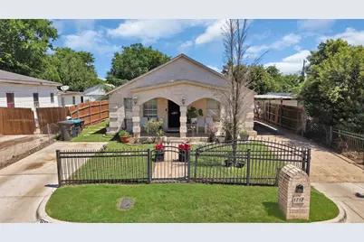 1717 E Harvey Avenue, Fort Worth, TX 76104 - Photo 3