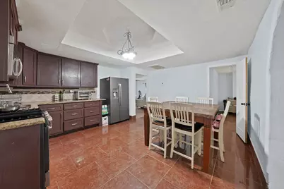 1717 E Harvey Avenue, Fort Worth, TX 76104 - Photo 5