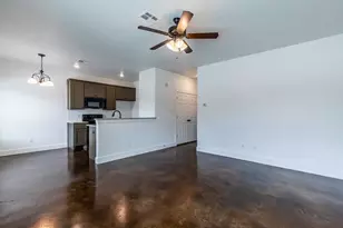 602 Washington St, McGregor, TX 76657 - Photo 7