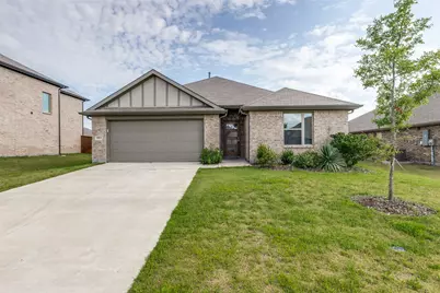553 Meadow Run Drive, Van Alstyne, TX 75495 - Photo 1