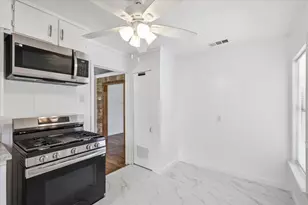 2804 Anita Dr, Garland, TX 75041 - Photo 13
