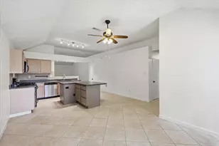 1424 Ridgecreek Dr, Lewisville, TX 75067 - Photo 7