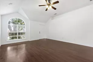 1424 Ridgecreek Dr, Lewisville, TX 75067 - Photo 5