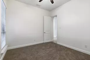 1383 Sandhurst Dr, Roanoke, TX 76262 - Photo 17