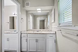809 E Bovell St, Crowley, TX 76036 - Photo 17