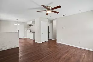 809 E Bovell St, Crowley, TX 76036 - Photo 5
