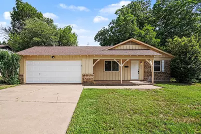 809 E Bovell Street, Crowley, TX 76036 - Photo 1