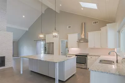 1121 Augusta Court, Mansfield, TX 76063 - Photo 9