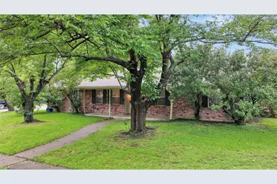 415 E Mona Avenue, Duncanville, TX 75137 - Photo 5