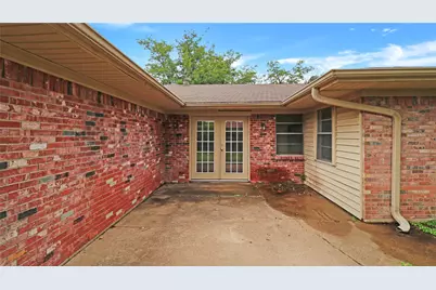 415 E Mona Avenue, Duncanville, TX 75137 - Photo 19
