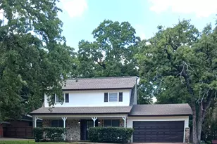 634 N Bowen Rd, Arlington, TX 76012 - Photo 1