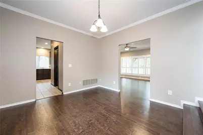 2640 Creekside Court, Highland Village, TX 75077 - Photo 7