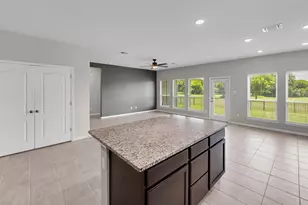 631 Friar Tuck Dr, Temple, TX 76502 - Photo 5