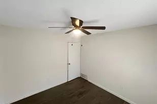 3008 Farrell Ln, Fort Worth, TX 76119 - Photo 15