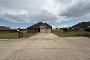 105 Southview Dr, Fate, TX 75189 - Photo 1