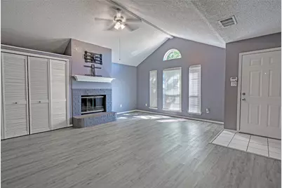 6702 Canyon Creek Drive, Arlington, TX 76001 - Photo 5