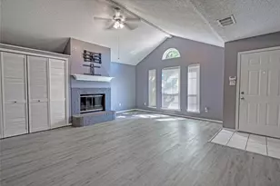 6702 Canyon Creek Dr, Arlington, TX 76001 - Photo 5