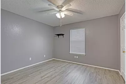 6702 Canyon Creek Drive, Arlington, TX 76001 - Photo 7
