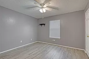 6702 Canyon Creek Dr, Arlington, TX 76001 - Photo 7