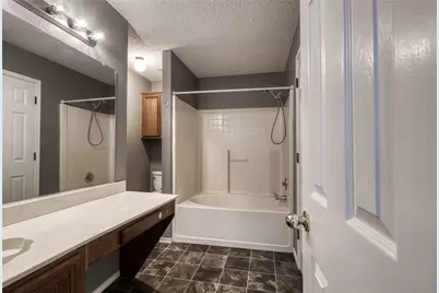 6702 Canyon Creek Drive, Arlington, TX 76001 - Photo 11