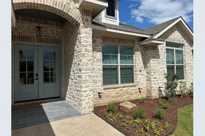 1033 Queen Elizabeth Drive, Waco, TX 76657 - Photo 5