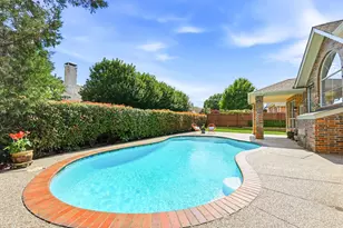 3105 Lake Park Dr, Grapevine, TX 76051 - Photo 3