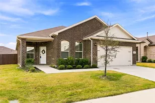 5201 Petal Mdws Dr, Fort Worth, TX 76179 - Photo 1