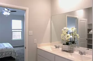 5201 Petal Mdws Dr, Fort Worth, TX 76179 - Photo 21