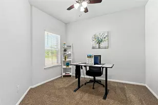 5201 Petal Mdws Dr, Fort Worth, TX 76179 - Photo 5
