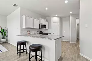 5201 Petal Mdws Dr, Fort Worth, TX 76179 - Photo 11