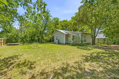 979 W Pecan Street, Stephenville, TX 76401 - Photo 23
