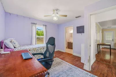 979 W Pecan Street, Stephenville, TX 76401 - Photo 17