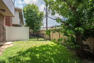 121 Corinna Ct, Hurst, TX 76053 - Photo 37