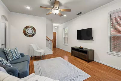 121 Corinna Court, Hurst, TX 76053 - Photo 9