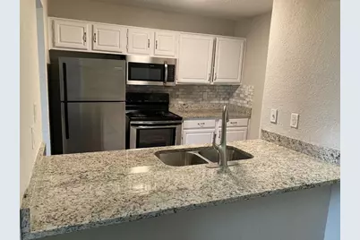 141 Valley View Drive #2BED2BATH, Lewisville, TX 75067 - Photo 7