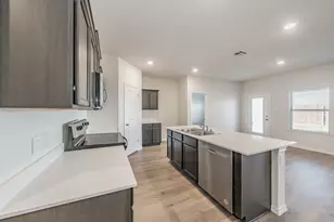 764 Primrose Ln, Pilot Point, TX 76258 - Photo 9