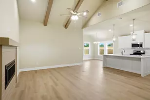 125 Joel St, Springtown, TX 76082 - Photo 3