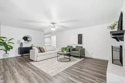 300 Leighton Drive, Terrell, TX 75160 - Photo 5